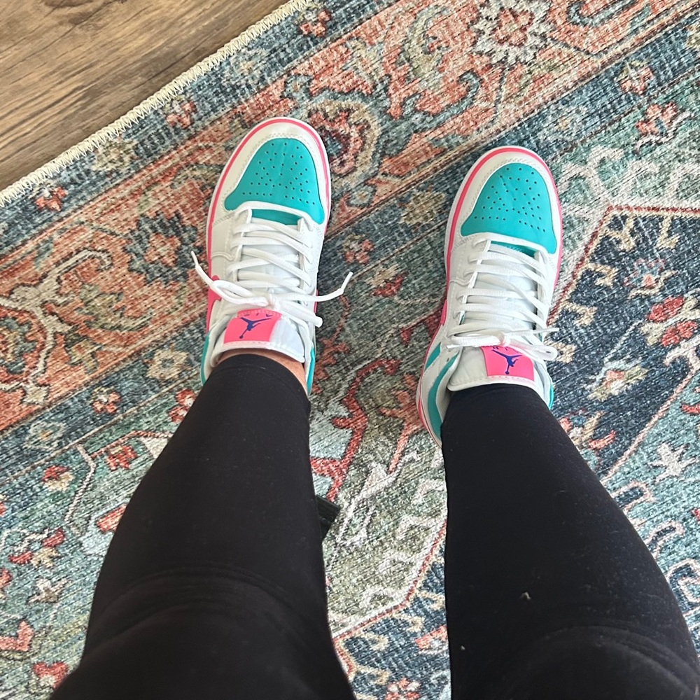 Jordan Blue and Pink Sneakers Vibrant Athletic Style